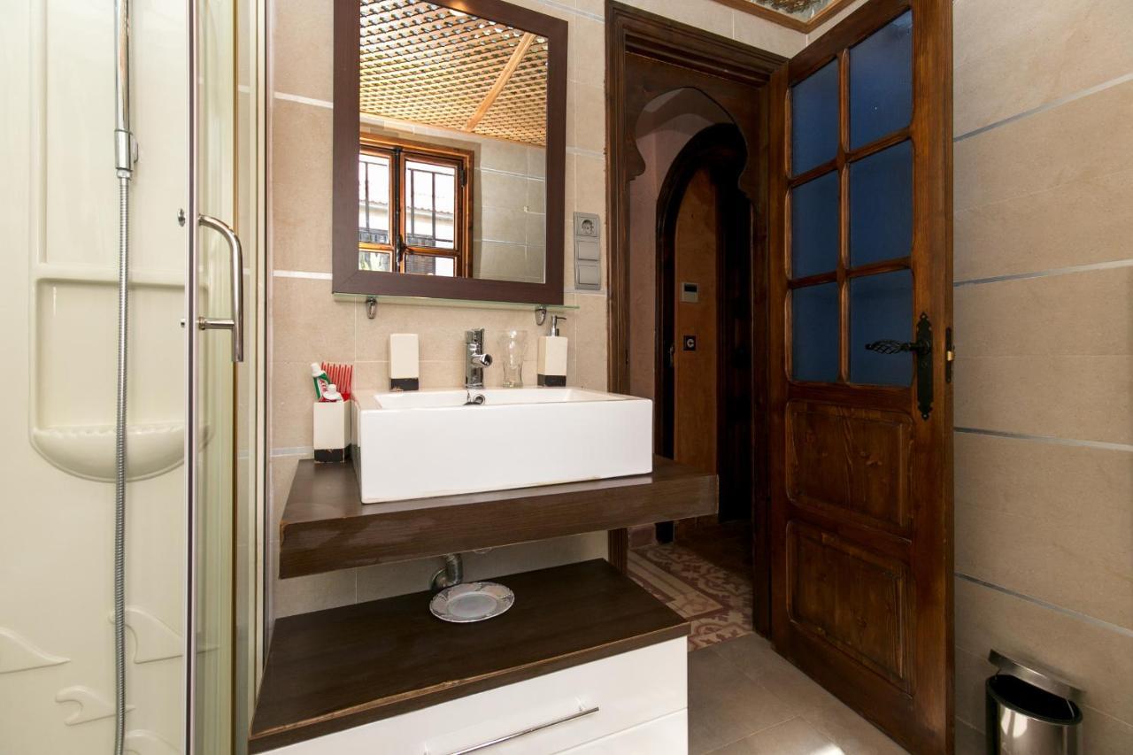 Villa Charming Andalusian House - Free Parking à Grenade Extérieur photo